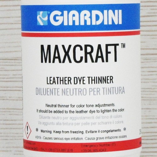 Diluant pentru vopsea pe baza de apa Giardini Maxcraft Leather Dye.