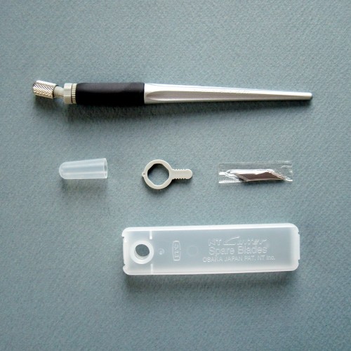 Cutter/cutit metalic de precizie cu cap pivotant -NT Cutter